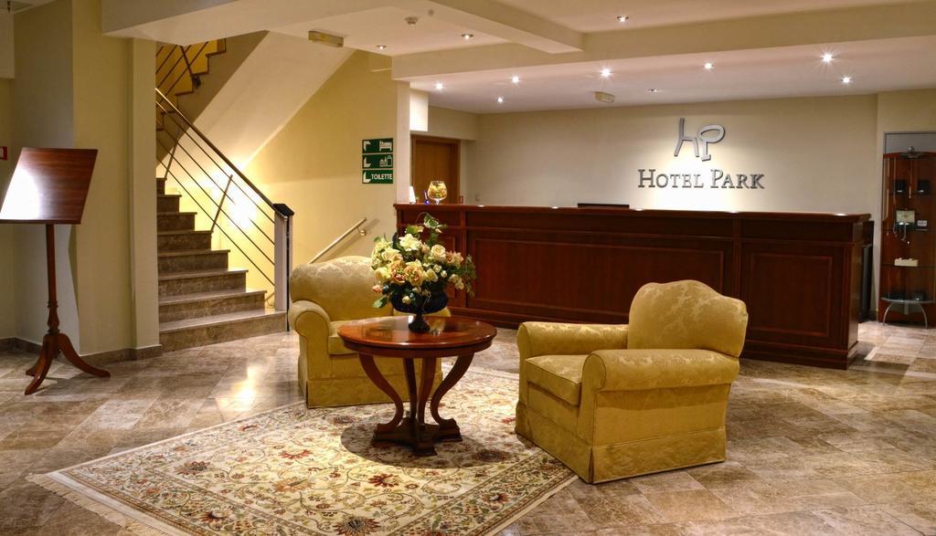 Hotel Park Siroki Brijeg Exterior photo