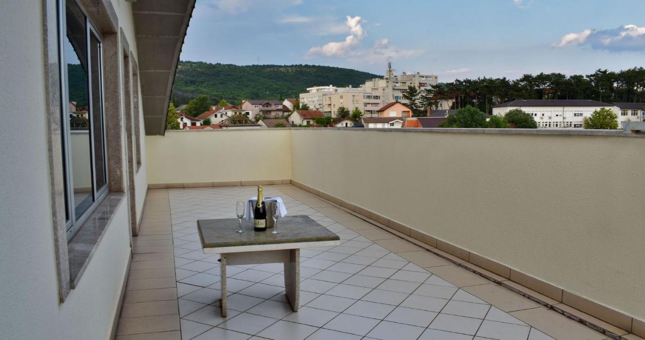 Hotel Park Siroki Brijeg Exterior photo